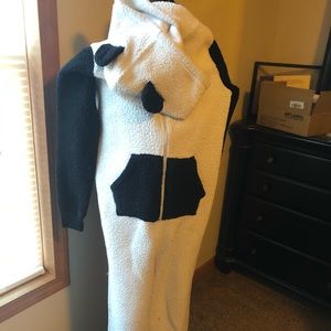 Set of 2 onesie pjs.